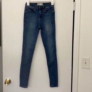 Kidd FLX Stretch High Rise Jean Legging sz 3